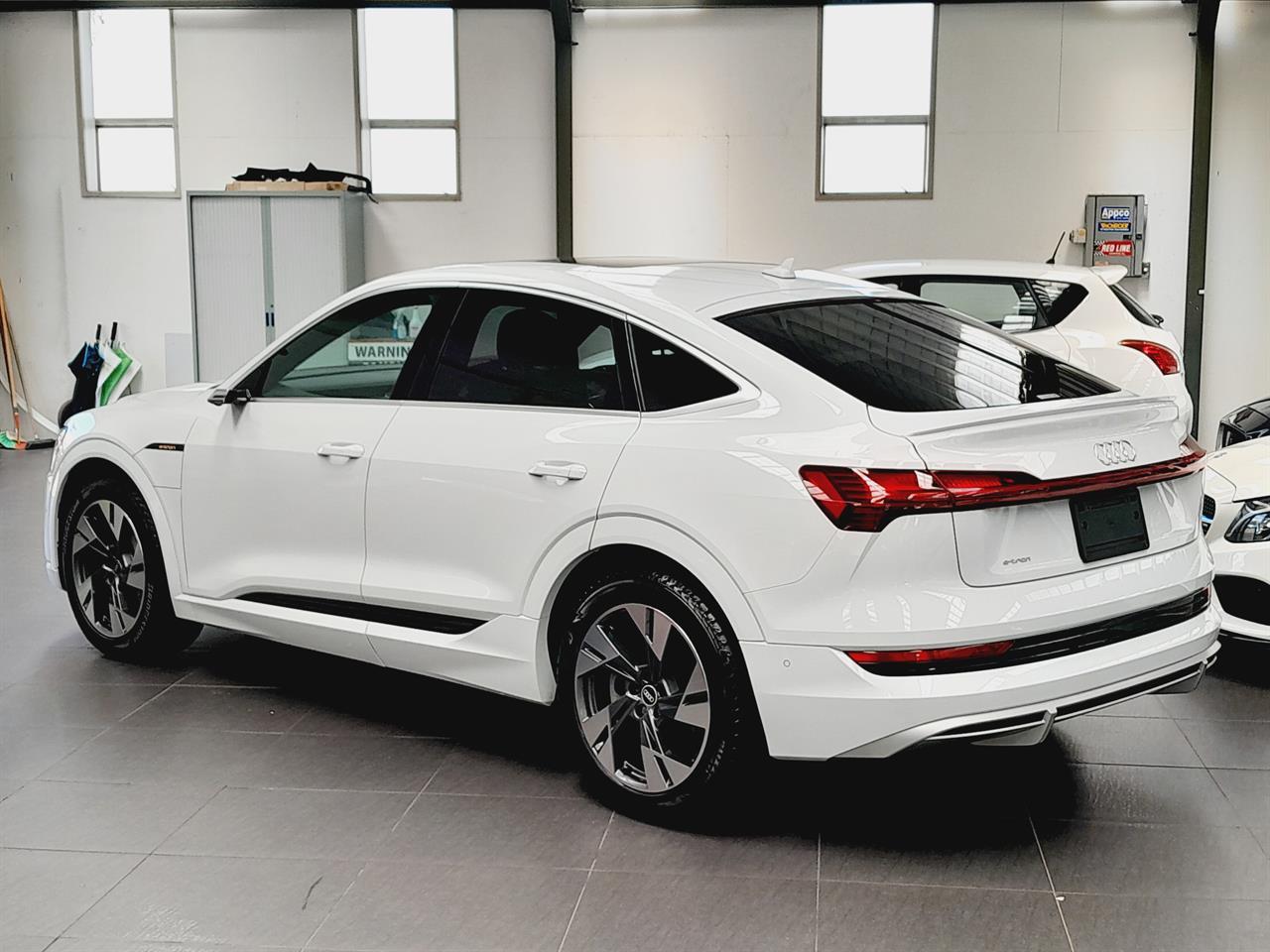 2021 Audi E-tron
