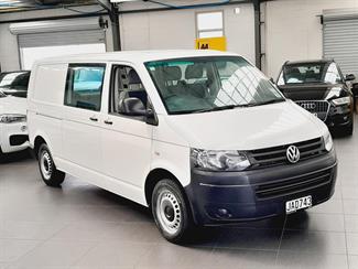2015 Volkswagen Transporter - Thumbnail
