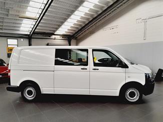 2015 Volkswagen Transporter - Thumbnail
