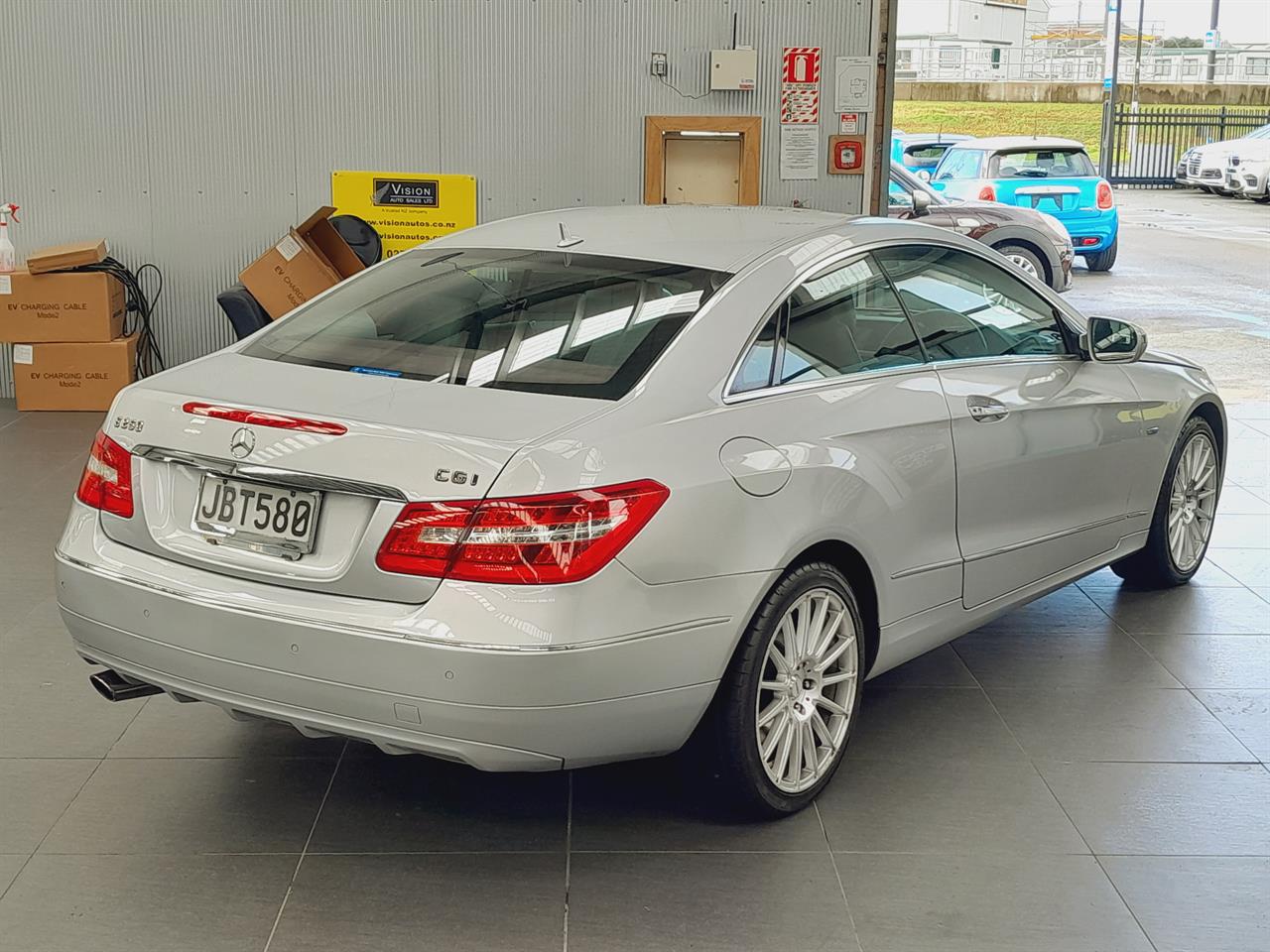 2009 Mercedes-Benz E 250