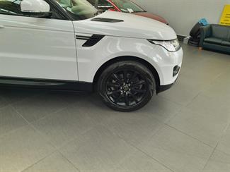 2017 Land Rover Range Rover Sport - Thumbnail