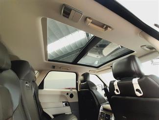 2017 Land Rover Range Rover Sport - Thumbnail