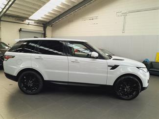 2017 Land Rover Range Rover Sport - Thumbnail