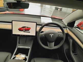 2022 Tesla Model 3 - Thumbnail