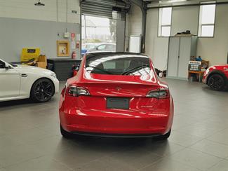 2022 Tesla Model 3 - Thumbnail