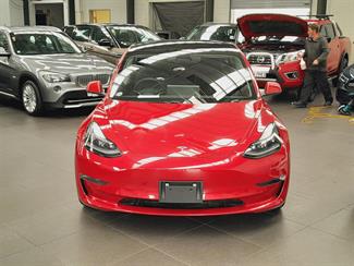 2022 Tesla Model 3 - Thumbnail
