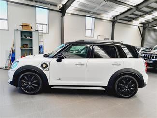 2018 Mini Countryman - Thumbnail