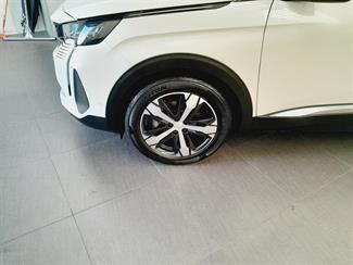 2022 Peugeot 3008 - Thumbnail