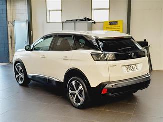 2022 Peugeot 3008 - Thumbnail