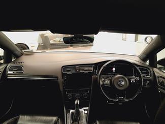 2018 Volkswagen Golf R - Thumbnail