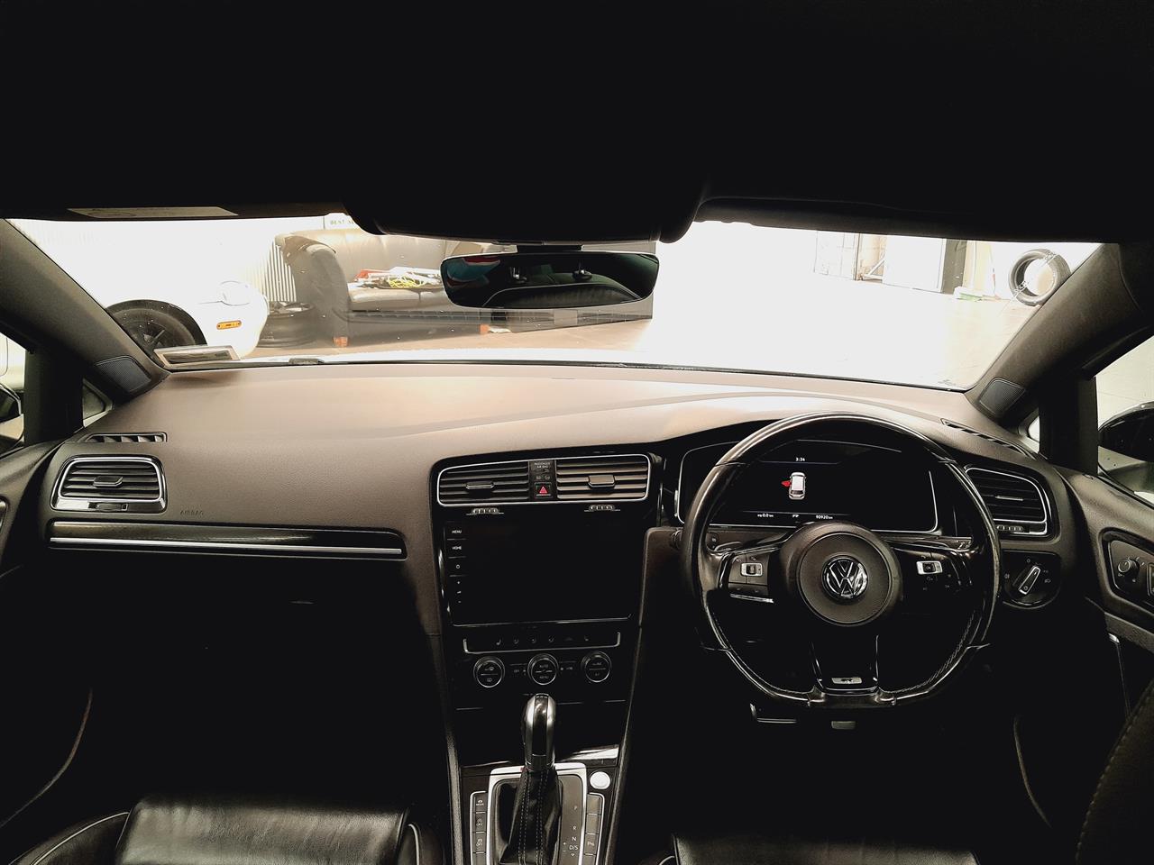 2018 Volkswagen Golf R