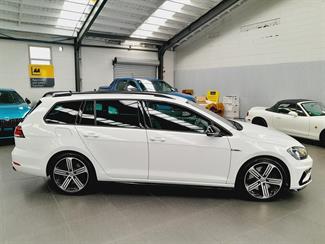 2018 Volkswagen Golf R - Thumbnail