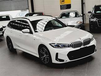 2022 BMW 320i - Thumbnail