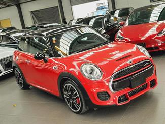 2017 Mini Cooper - Thumbnail