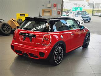 2017 Mini Cooper - Thumbnail
