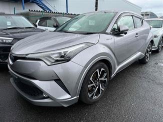 2017 Toyota C-HR - Thumbnail