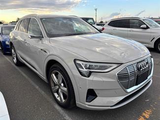 2021 Audi E-tron - Thumbnail