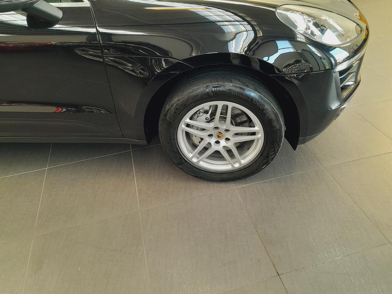 2017 Porsche Macan