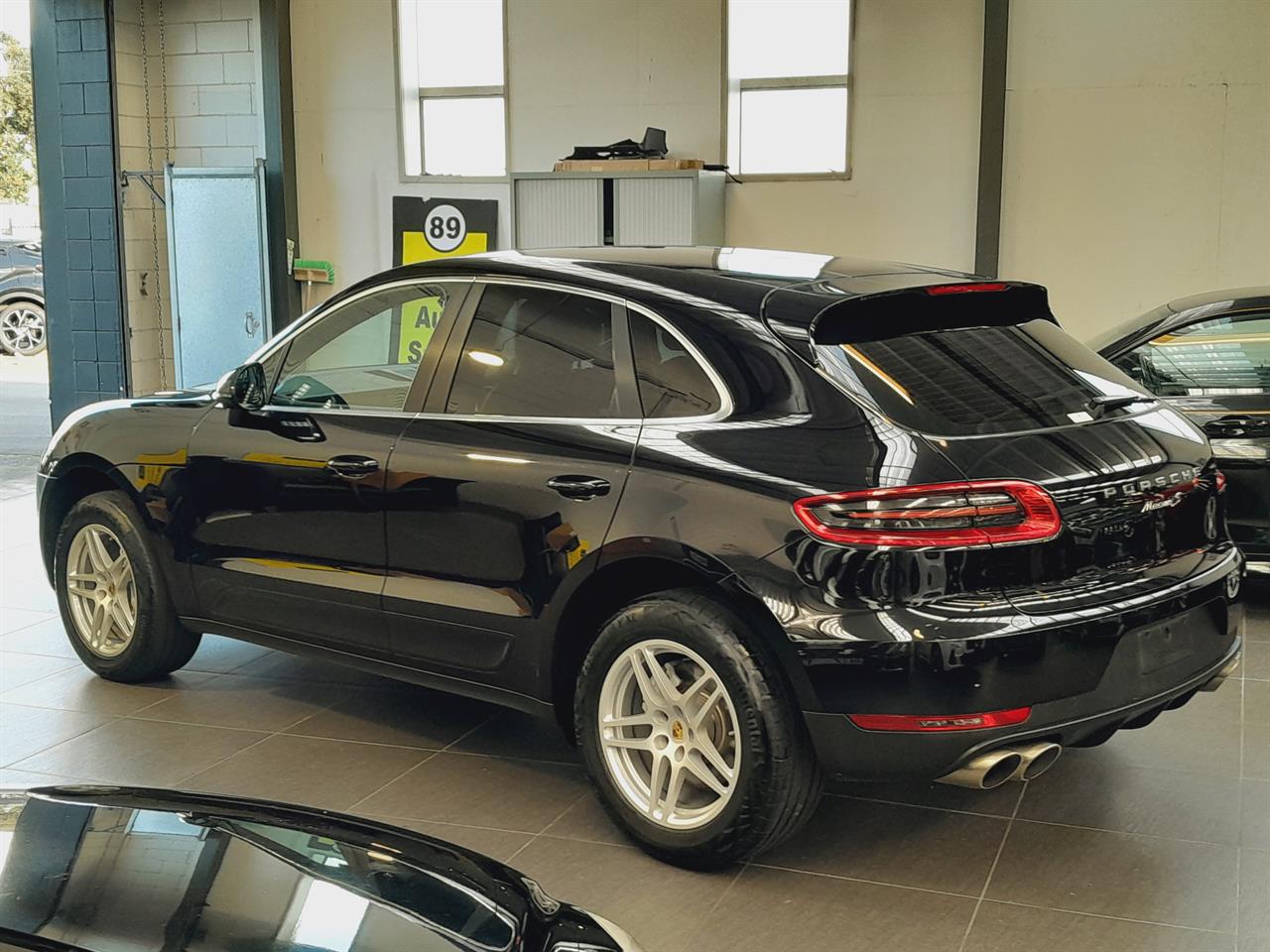 2017 Porsche Macan