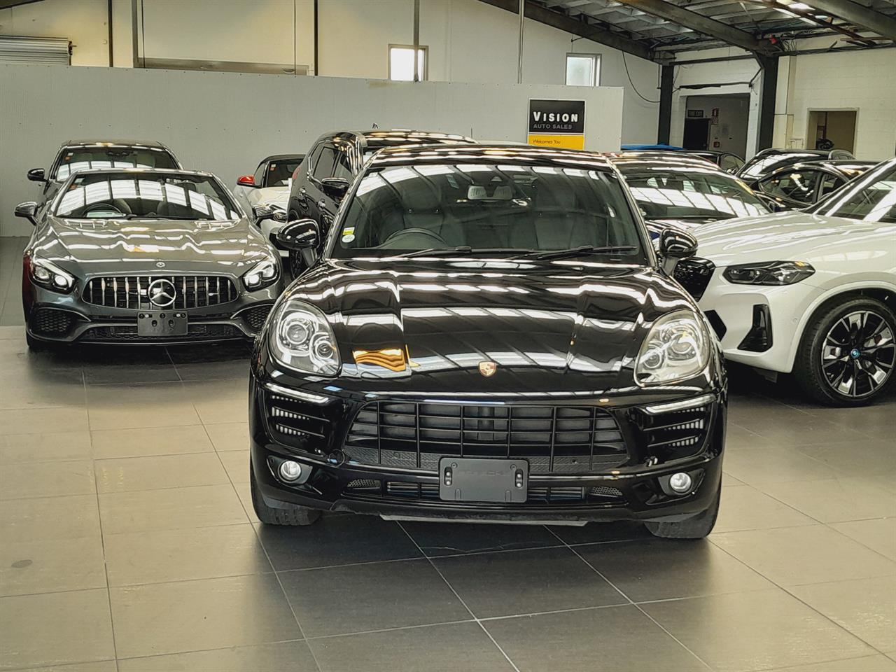 2017 Porsche Macan