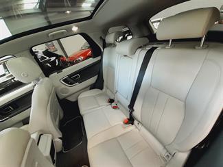 2018 Land Rover Discovery Sport - Thumbnail