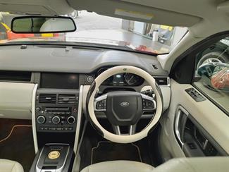 2018 Land Rover Discovery Sport - Thumbnail