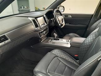 2022 Ssangyong Rexton - Thumbnail