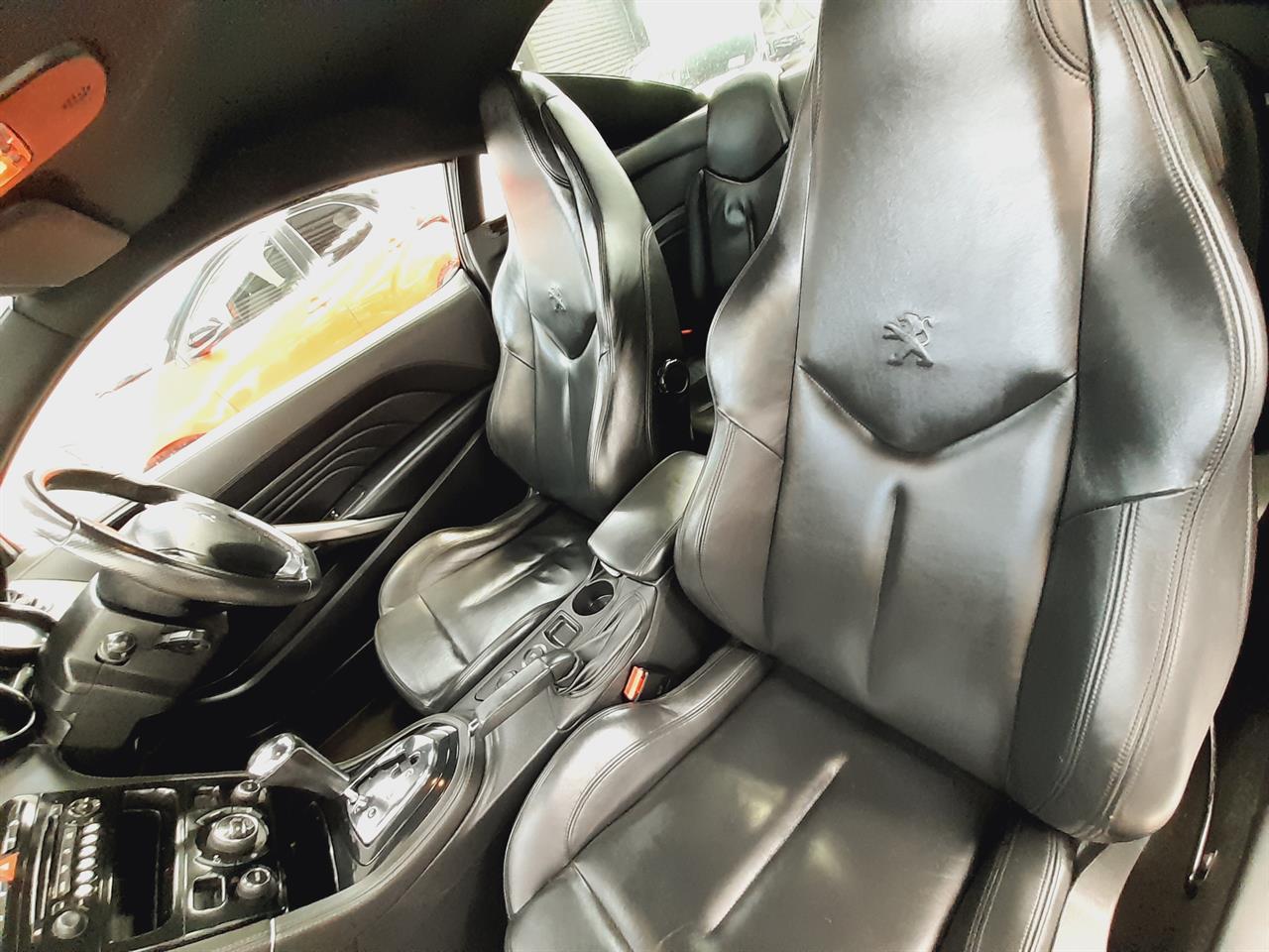 2013 Peugeot Rcz