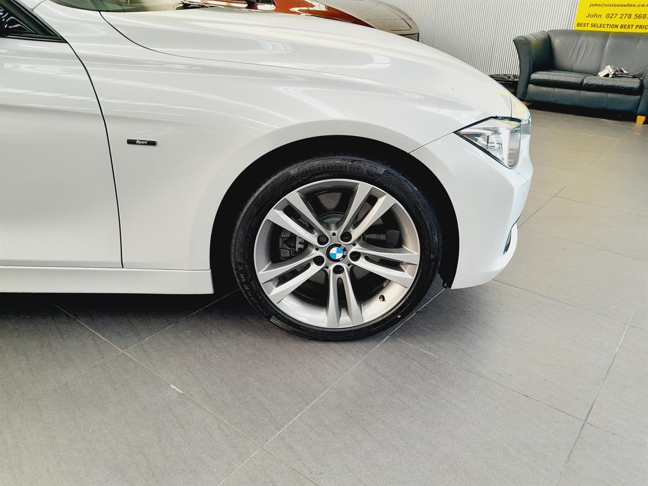 2012 BMW 328i