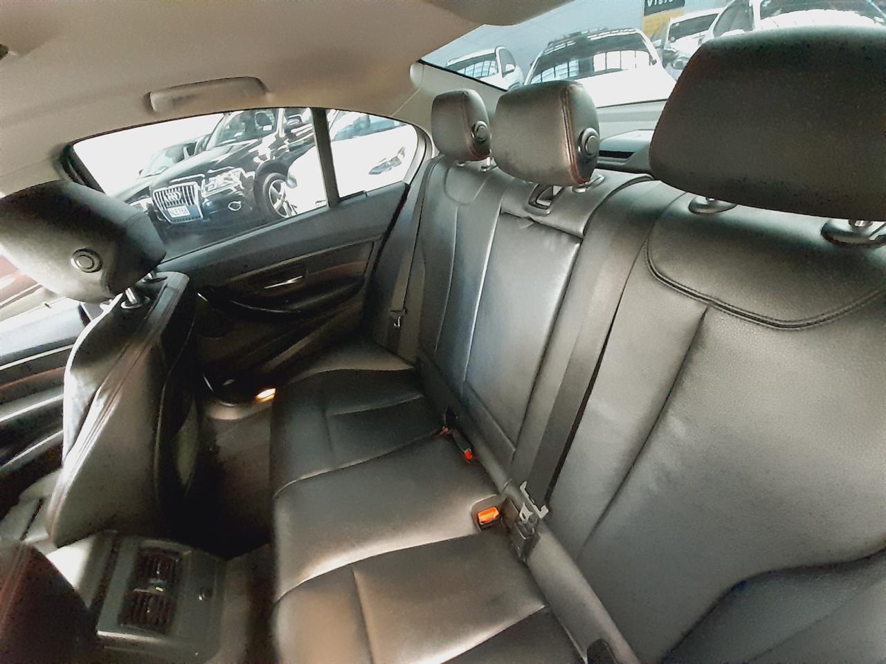2012 BMW 328i