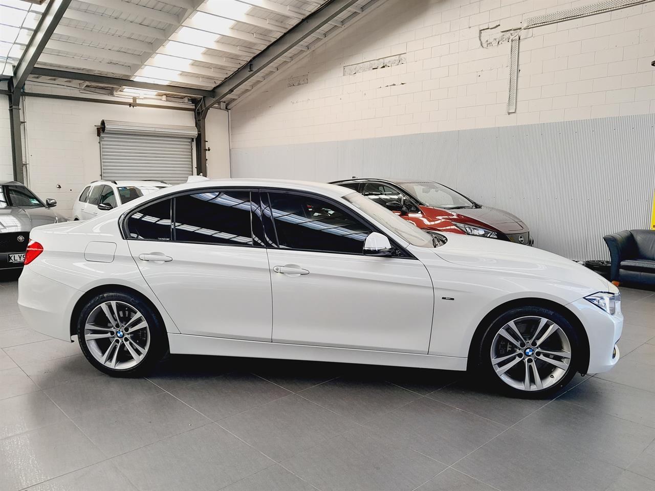 2012 BMW 328i