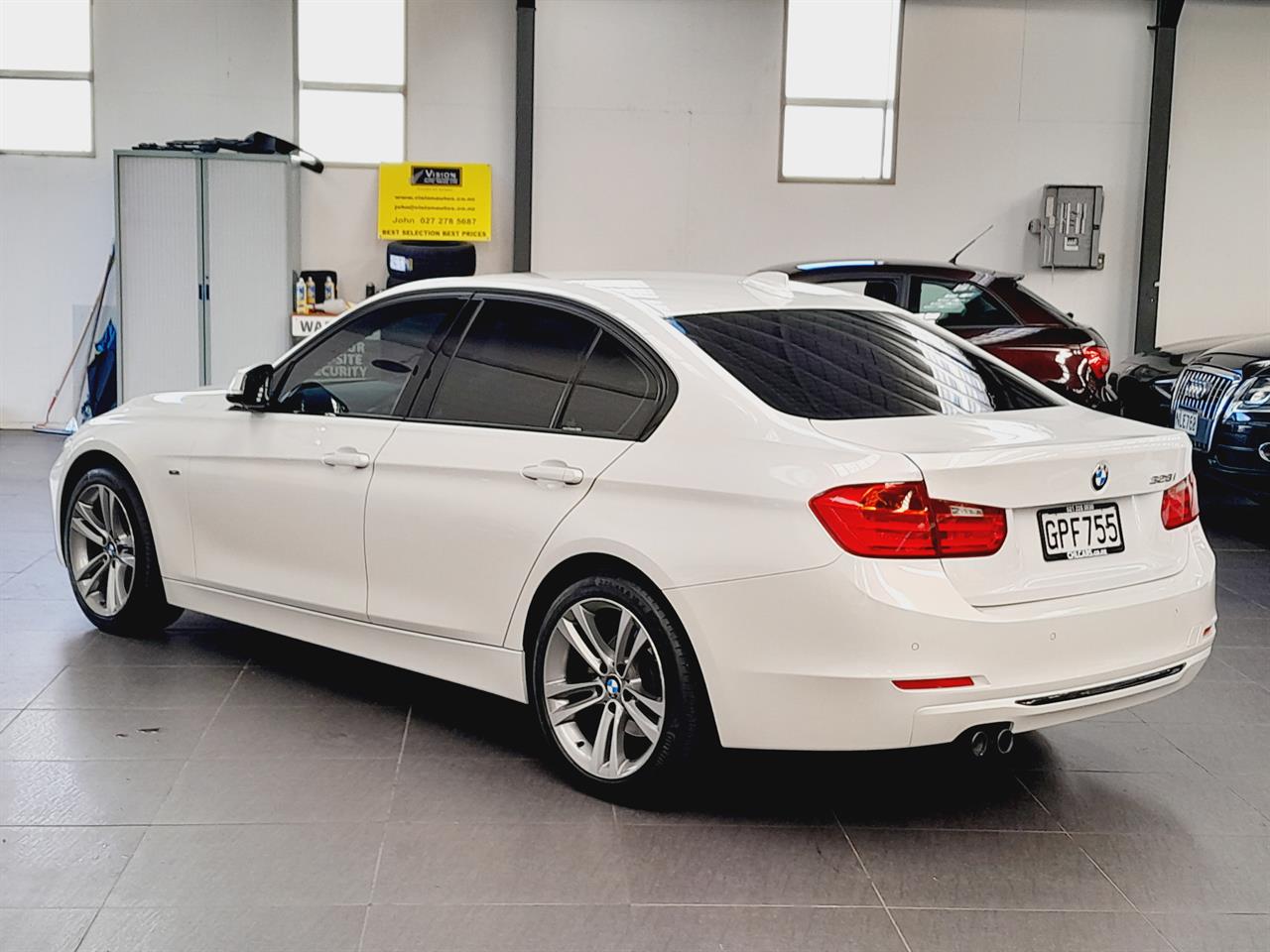 2012 BMW 328i