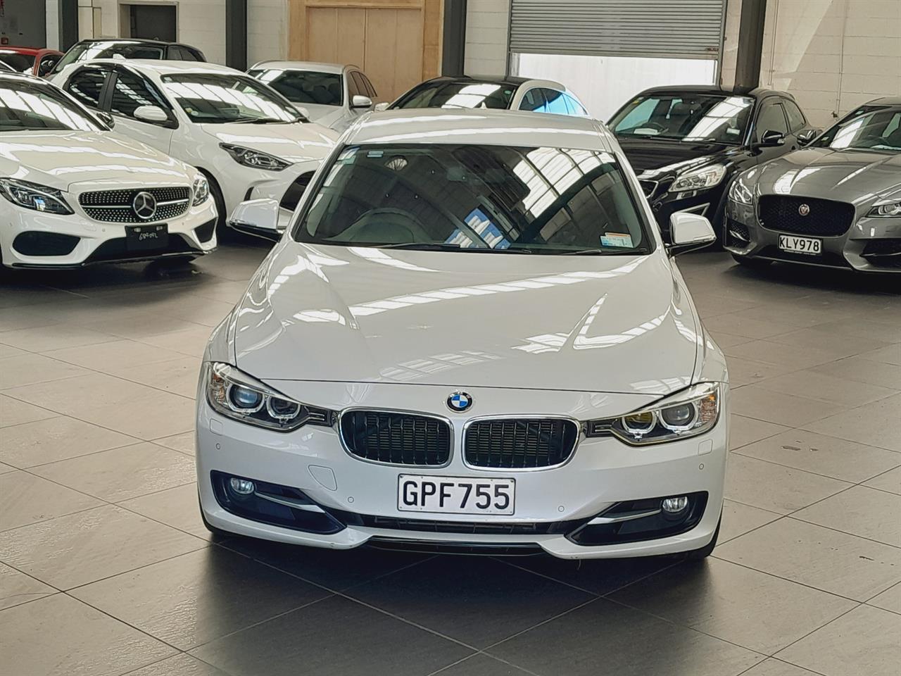 2012 BMW 328i