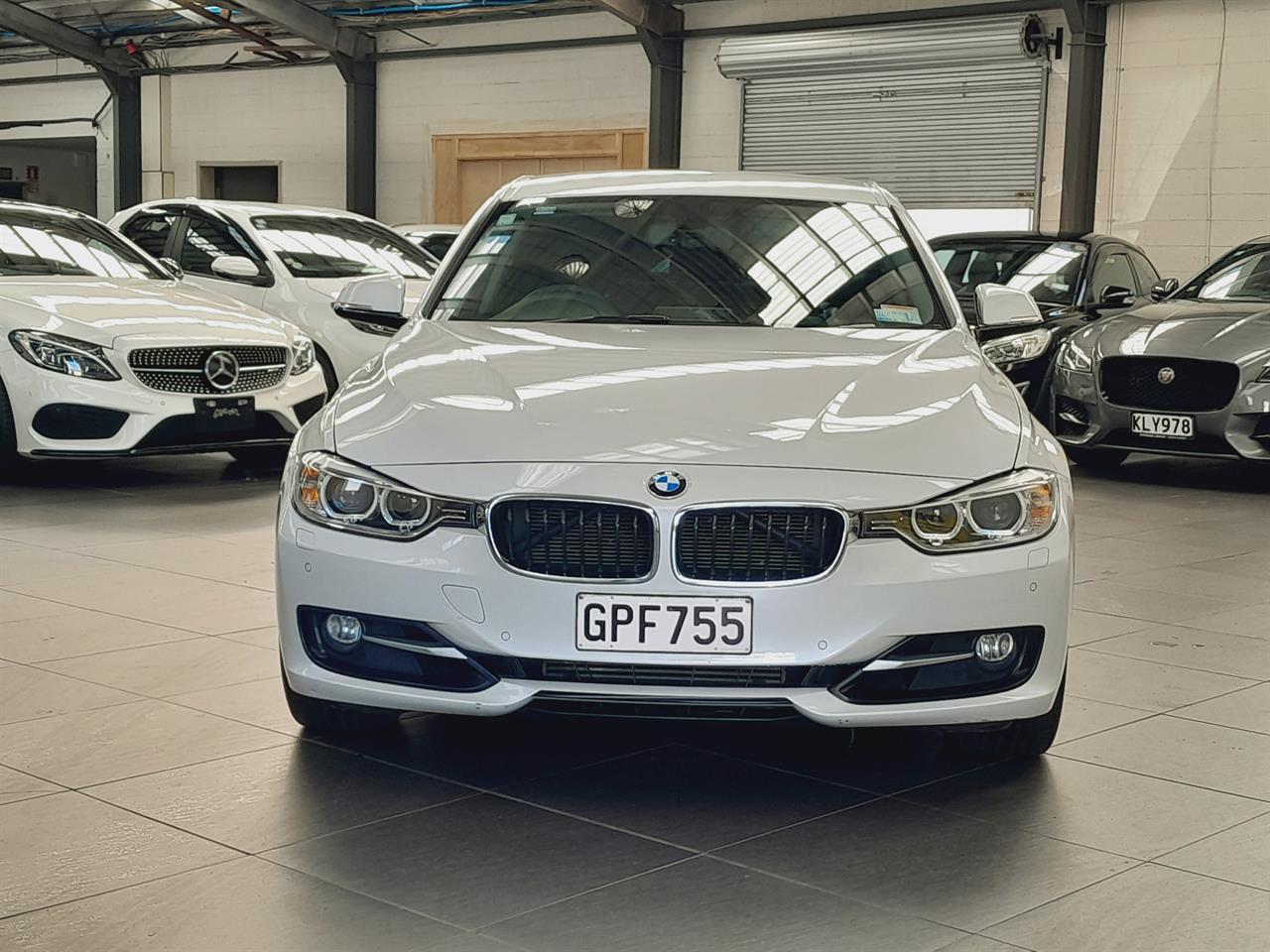 2012 BMW 328i