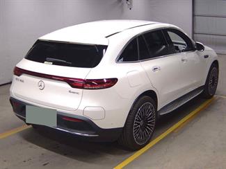 2021 Mercedes-Benz EQC - Thumbnail