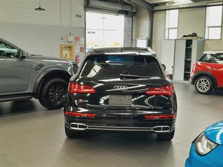 2018 Audi SQ5 - Thumbnail