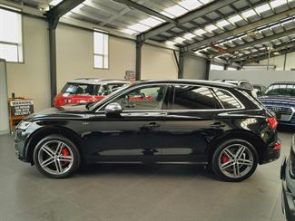 2018 Audi SQ5 - Thumbnail