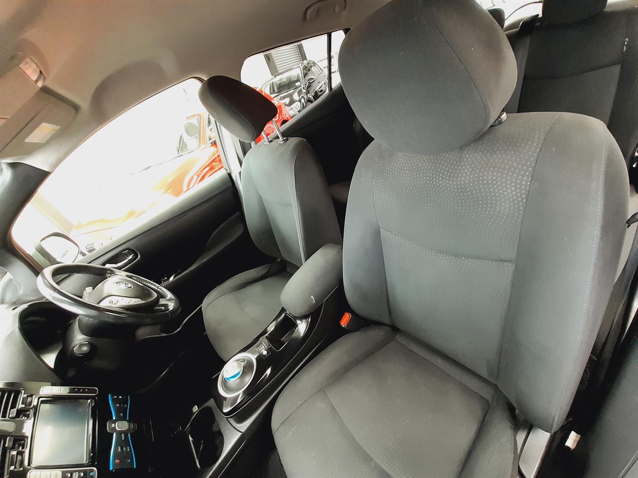 2014 Nissan Leaf