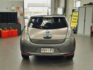 2014 Nissan Leaf - Thumbnail