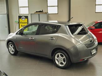 2014 Nissan Leaf - Thumbnail