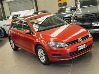 2014 Volkswagen Golf - Thumbnail