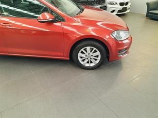 2014 Volkswagen Golf - Thumbnail