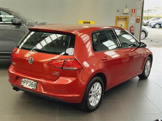 2014 Volkswagen Golf - Thumbnail