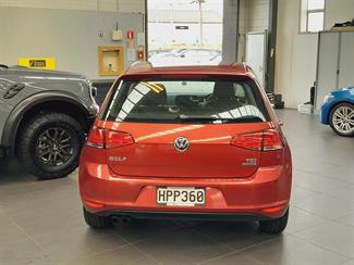 2014 Volkswagen Golf - Thumbnail