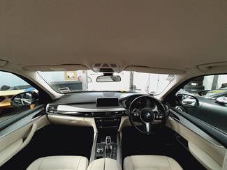 2017 BMW X5 - Thumbnail