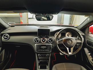 2015 Mercedes-Benz A180 - Thumbnail
