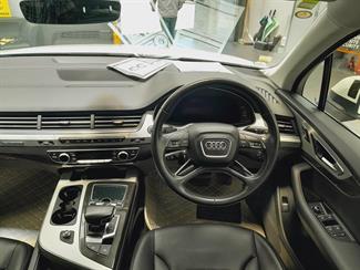 2017 Audi Q7 - Thumbnail