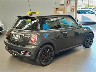 2012 BMW Mini - Thumbnail