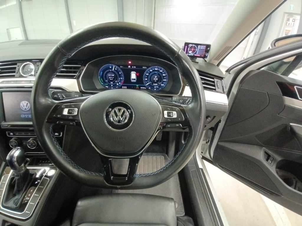 2016 Volkswagen Passat