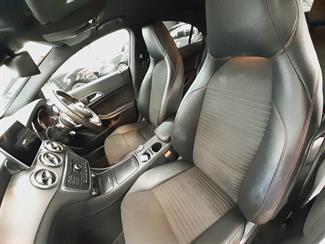 2016 Mercedes-Benz CLA 250 - Thumbnail